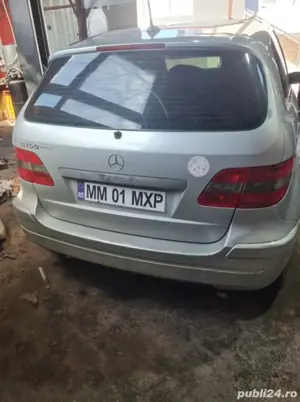 Dezmembrez Mercedes B Class 1.5 benzina  - imagine 3