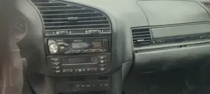 Vand bmw 318 tds - imagine 5 Vand bmw 318 tds - imagine 5