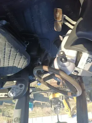 Buldoexcavator JCB 3cx  - imagine 3