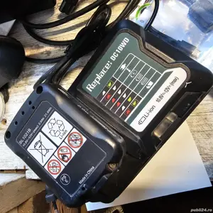 Makita aspirator de mana 12v  - imagine 4