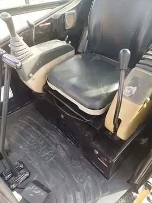 Miniexcavator Caterpillar  - imagine 5