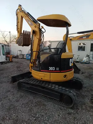 Miniexcavator Caterpillar 303