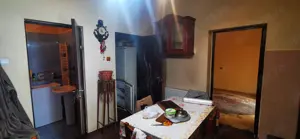 Casa in Calnic cu service auto spatiu comercial servicii depozitare sau de productie spatiu birouri