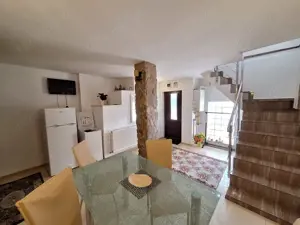 Inchiriere apartament la casa, Centru Bascov - imagine 3