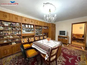 Apartament 4 camere zona Victoriei Tulcea - imagine 2