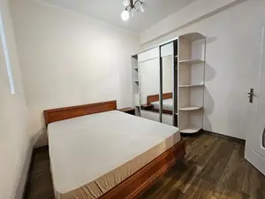 Garsoniera de inchiriat-Crangasi