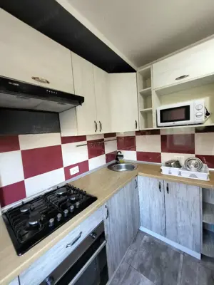 Garsoniera de inchiriat Grivita  - imagine 2