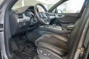 Audi Q7 - imagine 10