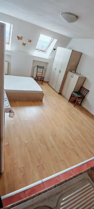 Garsoniera de închiriat 
