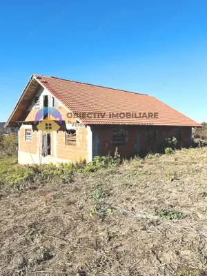 CASA la rosu   comuna STEFAN CEL MARE - imagine 2