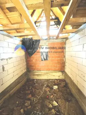 CASA la rosu   comuna STEFAN CEL MARE - imagine 7