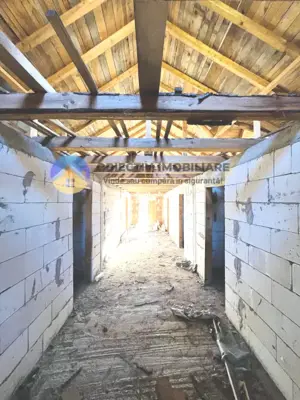 CASA la rosu   comuna STEFAN CEL MARE - imagine 9