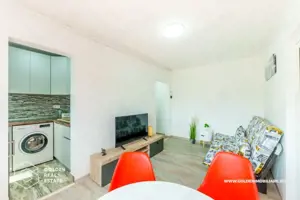 Apartament atractiv, 2 camere, cu centrala termica, zona Intim