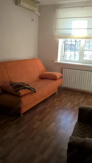 Garsoniera de inchiriat Dudesti