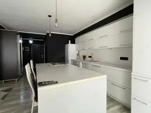 Inchiriere garsoniera zona Timpuri Noi - imagine 3