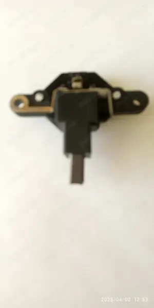 Vand regulator tensiune Lada Niva - imagine 2