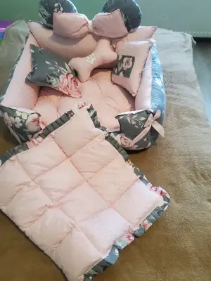 Hainute si diverse articole pentru caini talie mica - imagine 3