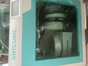 Vând imprimantă 3 D Anycubic
