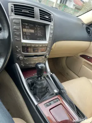 Lexus IS 220d - imagine 4