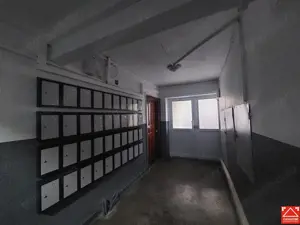 Garsoniera amenajata, zona P-ta Mihai Viteazul, parter - imagine 16