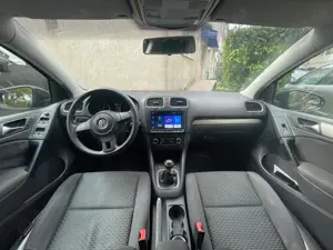 Volkswagen Golf 6 1.6 TDI - imagine 4