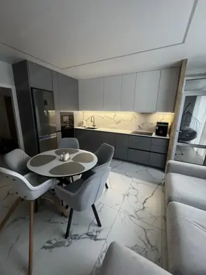 Garsoniera de inchiriat zona Blumana