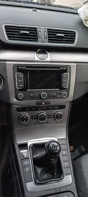 Dezmembrez / dezmembrari piese auto VW Passat B7 an 2012 motor 1.4TSI CAX CAXA 175.899km culoare LH5 - imagine 9