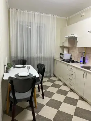 Garosniera de inchiriat Avantgarden