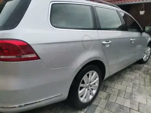 VW Passat B7 1,6 TDI - imagine 9