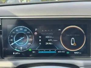 Hyundai Tucson 4WD plg in hybrid 2022 - imagine 8