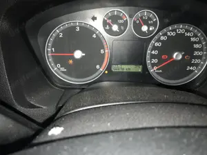 Vand schimb Ford focus 2 hatchback 2005 2.0 diesel 136 cp - imagine 6