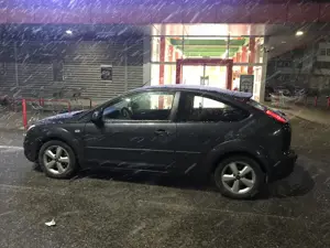 Vand schimb Ford focus 2 hatchback 2005 2.0 diesel 136 cp - imagine 2