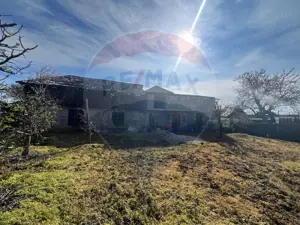 Casă cu 6 camere de vânzare - imagine 5