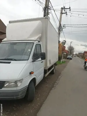 Mercedes 412, vând sau scimb remorcă 2 axe 1200kg + diferență