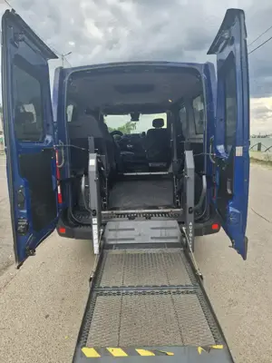 Opel Movano 8+1 (adaptată pentru persoane cu dizabilități) - imagine 8