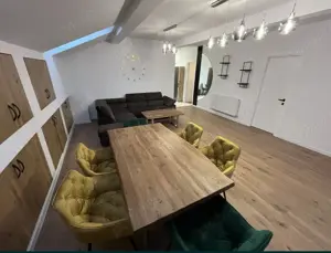 Apartament cu trei camere, zona Bradet, ultrafinusat, bloc nou  - imagine 3