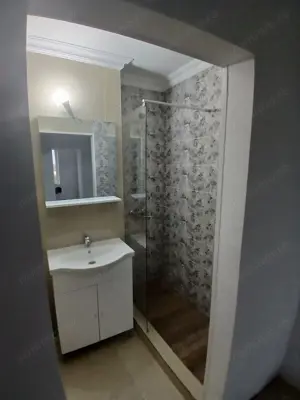 Vand 2 cam DECOMANDAT amenajat NOU 2025 etaj 6   10 cu lift Dambovita langa centrul ALPHA - imagine 2