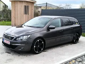 Peugeot 308 SW 1.6 BlueHDI Style - imagine 10