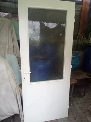 Bait ptr lemn, usi albe, sticlă vitrină  - imagine 5