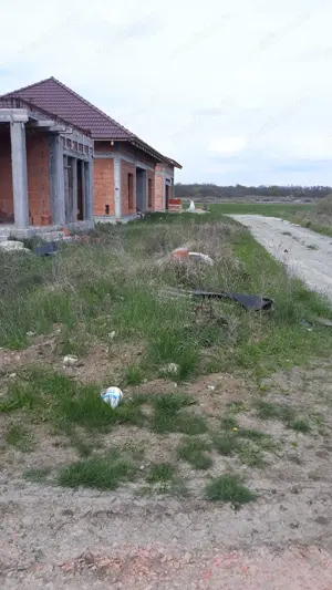 vanzare teren padurea bistra