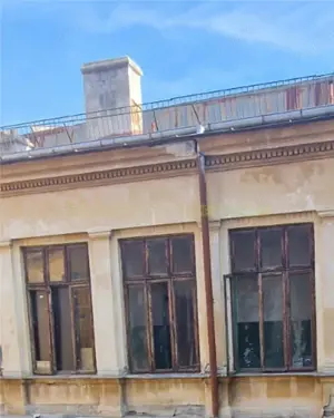 Cladire istorica in Centrul Vechi de vanzare, 3400 mp,  cu proiect de conversie in hotel  boutique - imagine 2