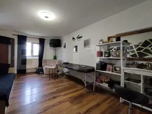 Casa cu 4 camere, 140 mp, acces auto, 902 mp teren, zona Bogdanestilor - imagine 9