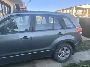 Dezmembrez Suzuki Grand  - imagine 3