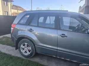 Dezmembrez Suzuki Grand  - imagine 8