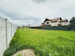 TEREN INTRAVILAN | 754 MP | TOATE UTILITATILE TREASE LA PARCELA - imagine 3