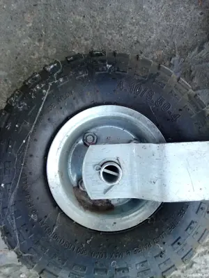 cric reglabil cu roată  - imagine 2