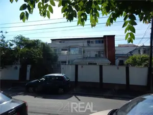 Vila pretabila clinica medicala birouri - imagine 19 Vila pretabila clinica medicala birouri - imagine 19