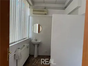 Vila pretabila clinica medicala birouri - imagine 9 Vila pretabila clinica medicala birouri - imagine 9