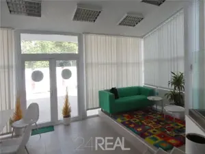 Vila pretabila clinica medicala birouri - imagine 2 Vila pretabila clinica medicala birouri - imagine 2
