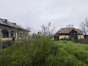 Se vinde casa bătrânească+ teren 2200 mp in Sat Izvoru, Arges - imagine 2